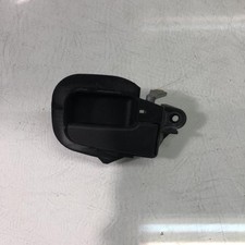 Poignee interieur avant droit