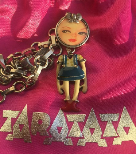 Taratata collier modèle - -,