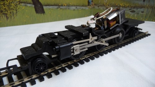Tri ang r556 chassis - tri,
