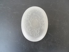 BOITE OVALE ART DECO EN VERRE