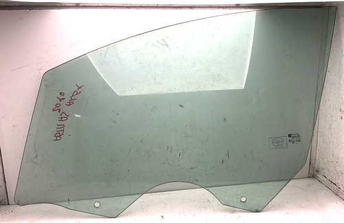 Vitre descendante avant - vitre,