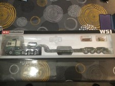 WSI 9304A VOLVO FH TRACTEUR 8X4 & SEMI SURBAISSEE euro lowloader  " WESTDIJK