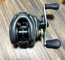 Moulinet Shimano 13 Metanium XG Baitcast main droite