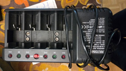 Testeur piles voltcraft - testeur,