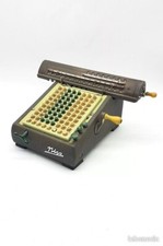 Ancienne machine à calculer NISA calculateur NISA - Made in Czechoslovakia