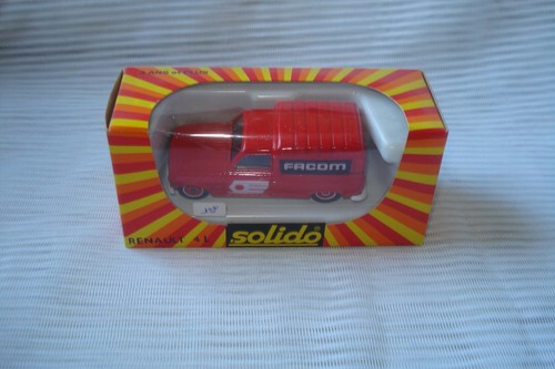 Solido 1330 renault 4l - 1330,