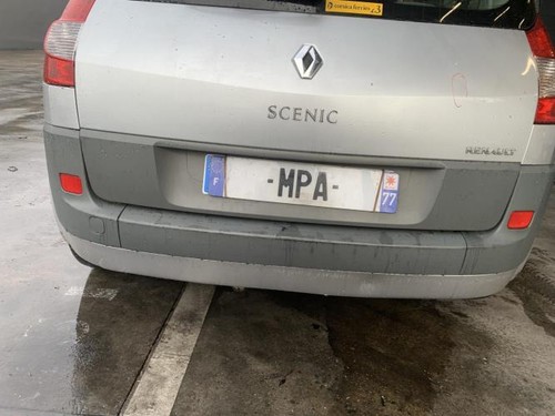 Pare choc arriere renault - pare,