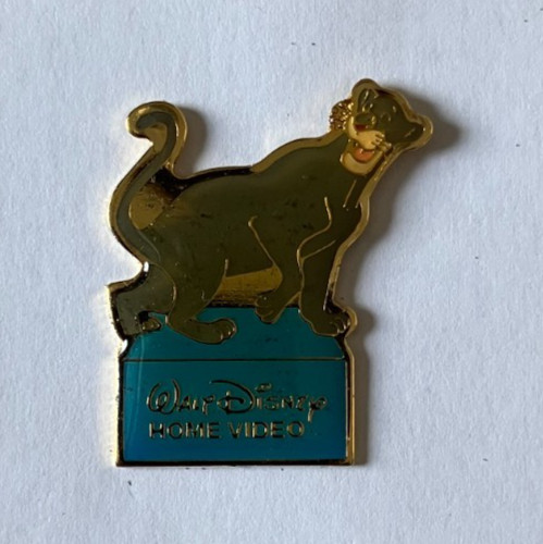 Pin disney le - 66, de