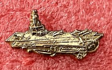 T39 Pins Militaire PORTE AVION CHARLES DE GAULLE Aircraft Carrier Lapel Pin