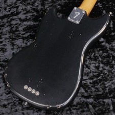 Fender JMJ Road Worn Mustang Bass noir d'occasion