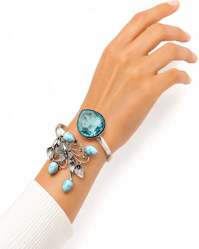 Topaz and larimar - topaz,