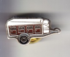RARE PINS PIN'S .. AGRICULTURE TRACTEUR TRACTOR REMORQUE AVICOLE CHIEN CHASSE~BS