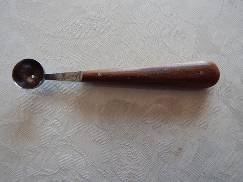 Ancien emporte pièce boule - ancien,