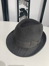 Magnifique Ancien Chapeau en Feutre de Poil de Lapin Noir / Gris  FLECHET PARIS.