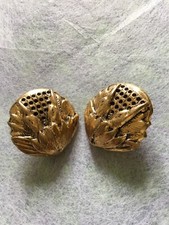 Sublimes boucles d'oreilles doré MICRIS en très bon état.