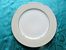 Belle assiette de présentation en porcelaine de limoges Haviland Satin platine B
