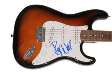 ROGER WATERS SIGNED AUTOGRAPH