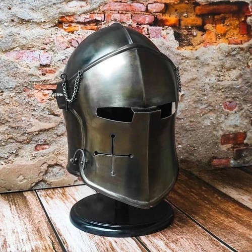 Casque barbute médiéval - de,