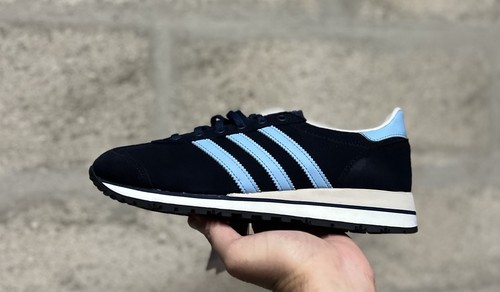 New uk5 adidas - uk5,5,
