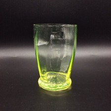 Gobelet verre à eau en verre soufflé côtes vénitiennes coloré ouraline jaune