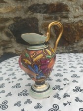 Hubert Bequet vase pichet décor  fleurs en relief