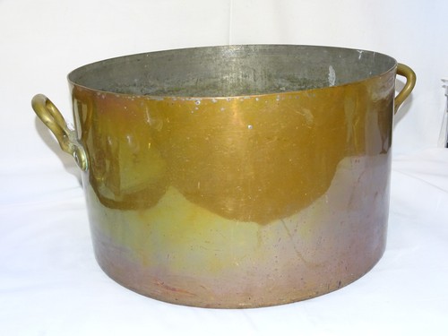 Belle grosse ancienne marmite - grosse,