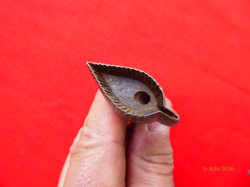 Emporte piece outil ancien - piece,