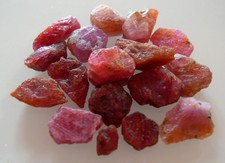 LOT de RUBIS BRUTS NATURELS 101,60 CARATS..NON chauffés