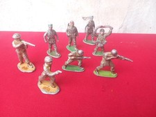 Lot 8 Soldats de Plomb Quiralu