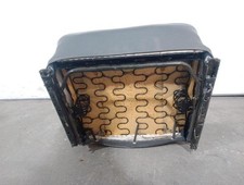 7700710690 siége avant gauche