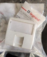 Legrand 098989  Prise RJ45 multimédia pour moulure Appareillage Saillie - Blanc 