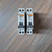 Lot de 2 Disjoncteurs Déclic C10 20725 Merlin Gerin