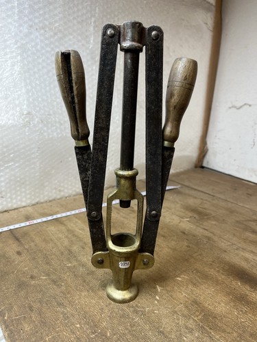 Bouchonneuse parisienne outil - bouchonneuse, parisienne,