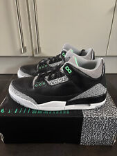 NIKE AIR jordan 3 taille 43 /