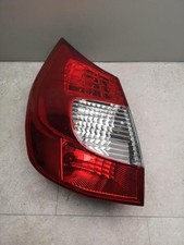 Feu arriere principal gauche