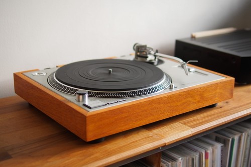 Plinthe pour platine technics - platine,