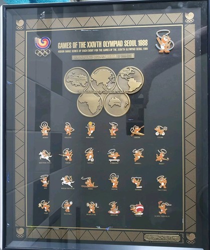 Lot pin pins jo jeux - 26,