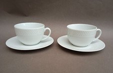 Tasses à café thé chocolat en fine porcelaine blanche décor grains de riz