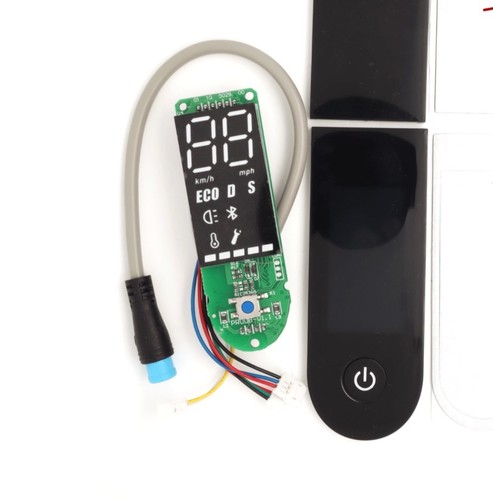 Tableau bord avec compteur - de,