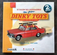 Le salon de l'automobile vu