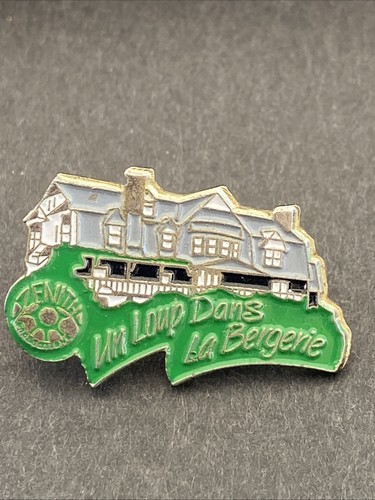 Pin loup dans la bergerie - dans,