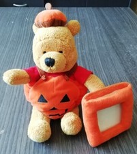 Peluche Porte Photo Cadre Bourriquet de Winnie l'Ourson Disney 26 cm