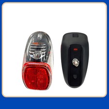 Feu arrière solaire