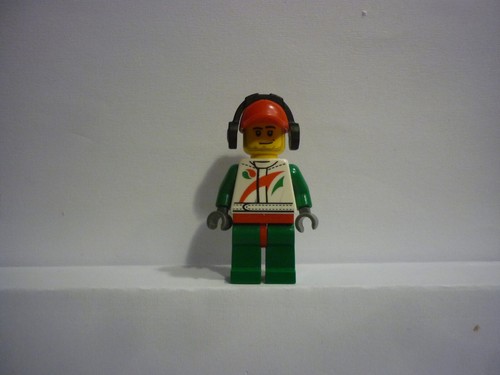 Lego minifigures car - lego,