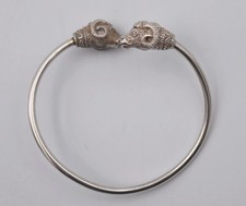 Bracelet vintage jonc têtes