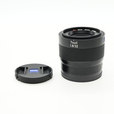 Zeiss Touit 32mm f1.8 Planar