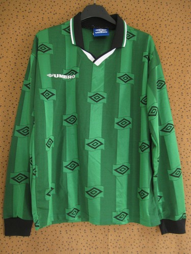 Maillot umbro vert - maillot, vintage