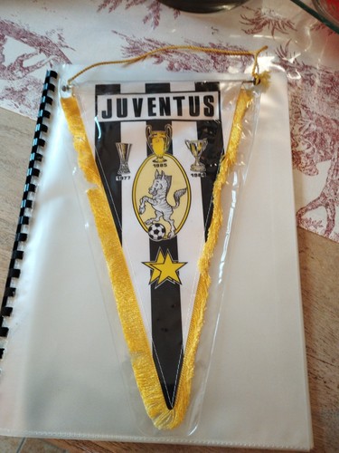 Ancien fanion juventus - juventus,