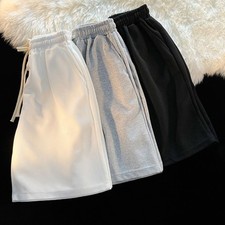 Short homme l��ger taille