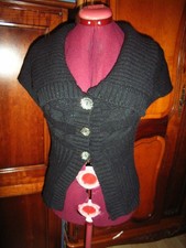 gilet court noir manches